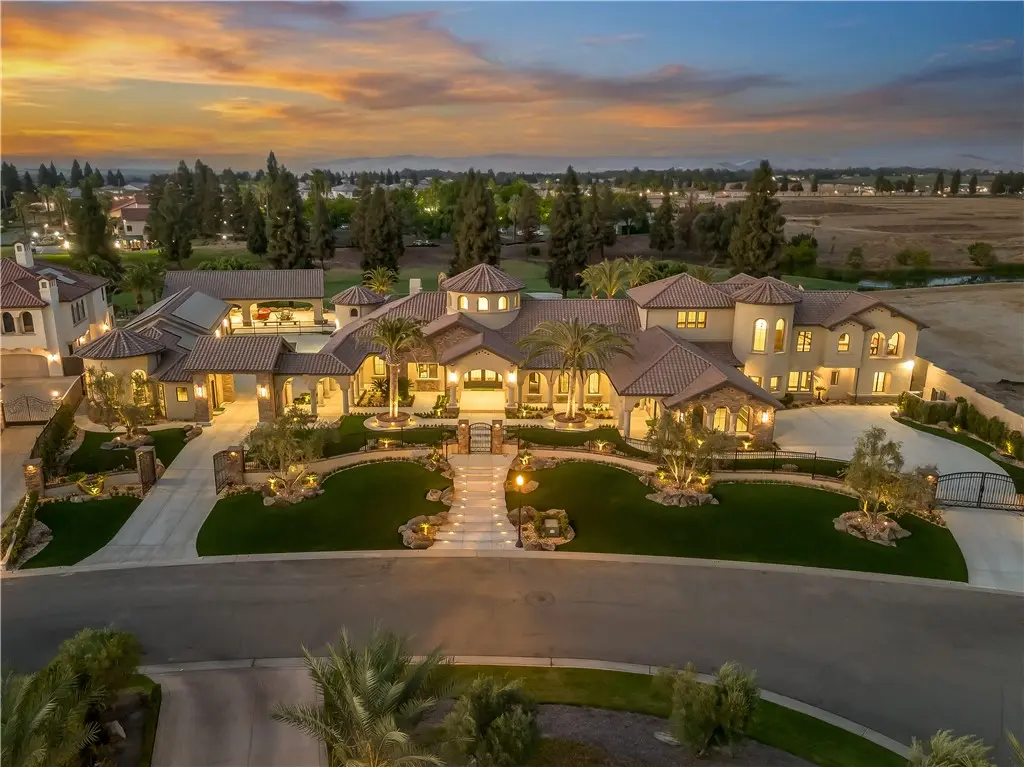 Single Family Residence for sale at 2230 E Spey Valley, Fresno, CA featuring 5 beds and 6 baths