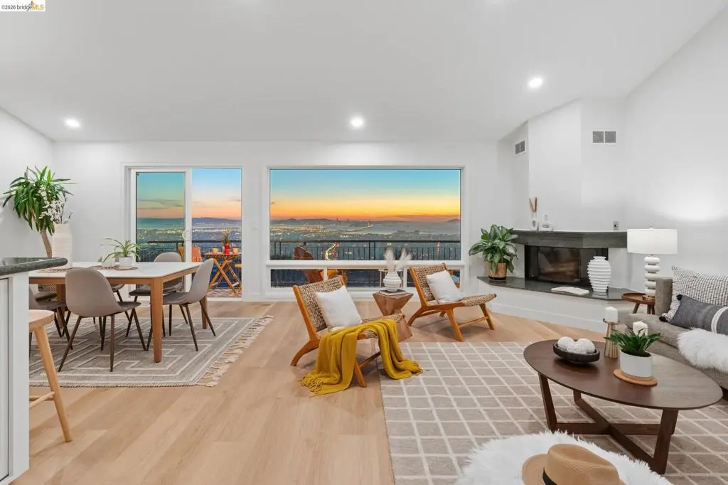 Townhouse for sale at 8 Clipper Hl, Oakland, CA featuring 2 beds and 3 baths