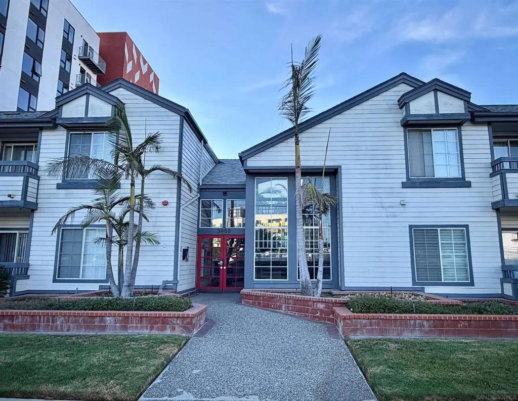 3950 Cleveland 208, San Diego, CA — listing photo 1