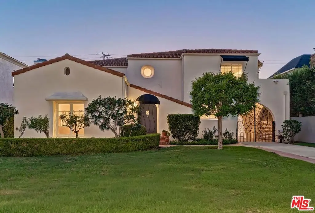 219 S McCarty Drive, Beverly Hills, CA — listing photo 1