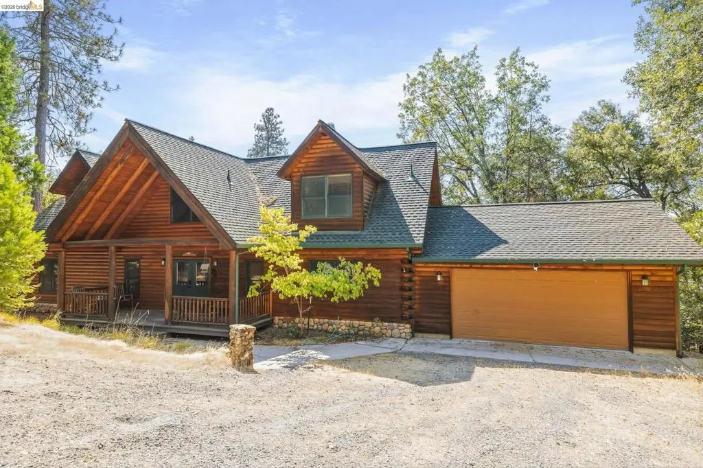 Single Family Residence for sale at 22420 Colorado River, Sonora, CA featuring 3 beds and 3 baths
