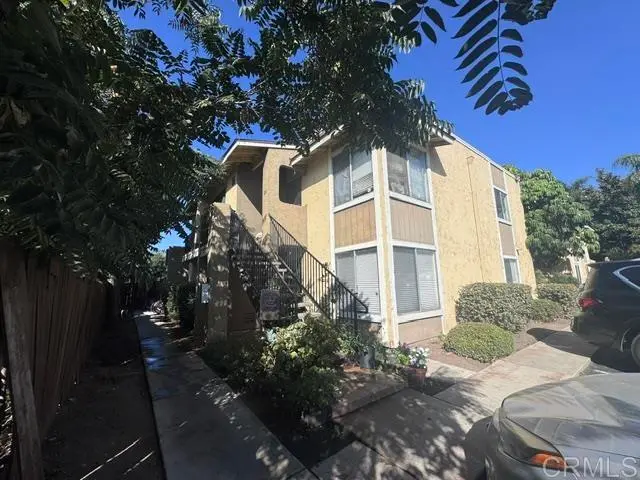 Condominium for sale at 535 N Beech Street 18, Escondido, CA featuring 3 beds and 2 baths