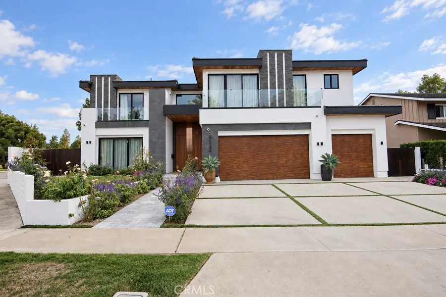 9984 Petunia Avenue JADU, Fountain Valley, CA — listing photo 1
