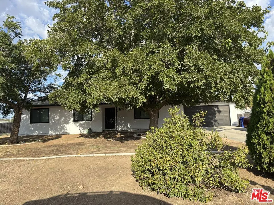 15198 Temecula Road, Apple Valley, CA — listing photo 1