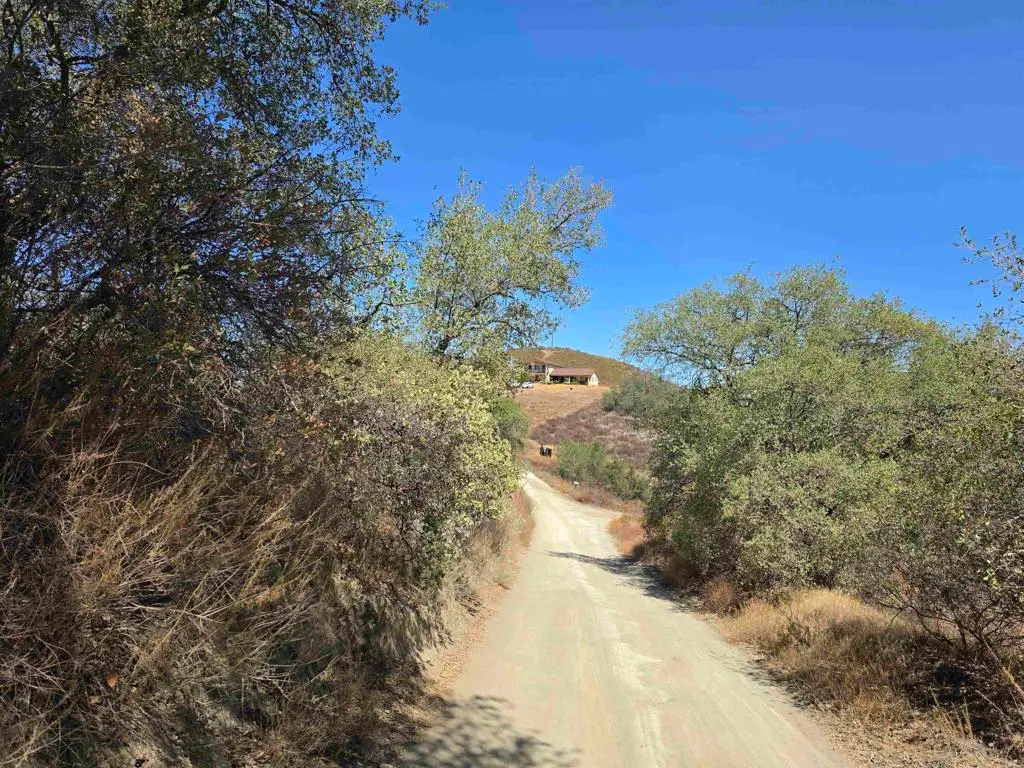 27828 Golden Eagle Road, Ramona, CA — listing photo 1