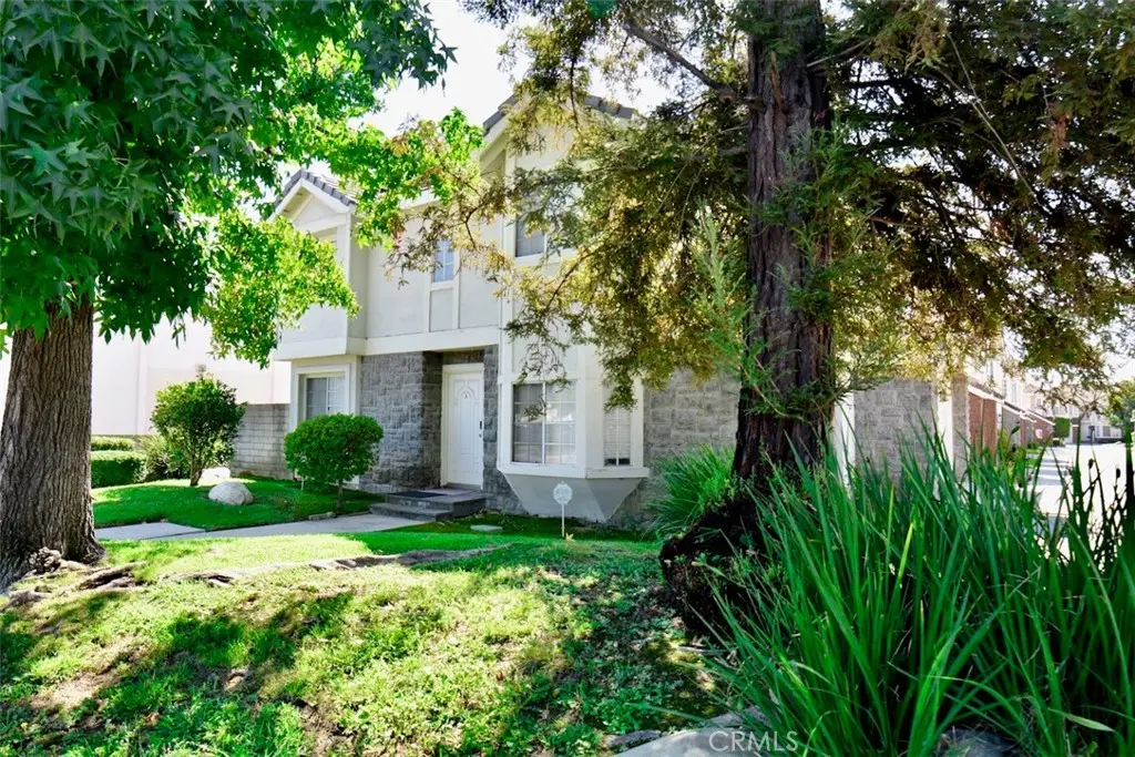 Townhouse for rent at 748 W Naomi Avenue A, Arcadia, CA featuring 4 beds and 3 baths