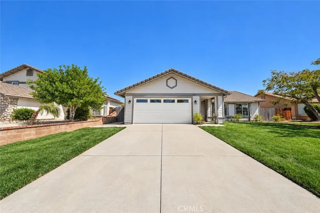 1291 Comiskey Court, Perris, CA — listing photo 1