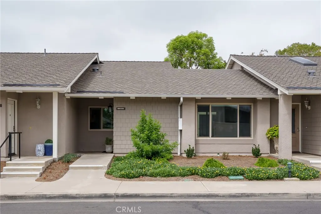 8816 Yuba Circle 1111B, Huntington Beach, CA — listing photo 1