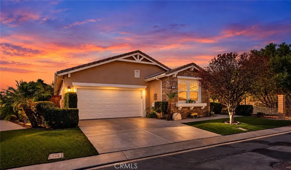 124 Lopez Way, Hemet, CA — listing photo 1