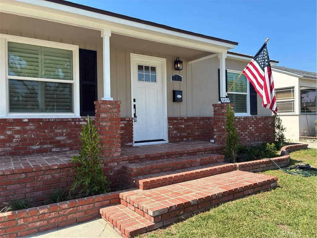 5419 Hayter, Lakewood, CA — listing photo 1