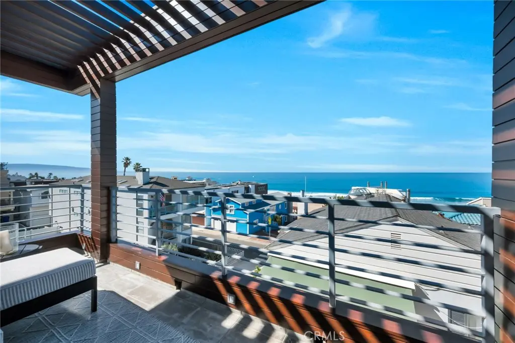 Single Family Residence for sale at 121 16th Street, Manhattan Beach, CA featuring 4 beds and 5 baths