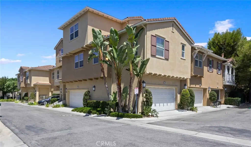 Condominium for rent at 308 Quail Ridge, Irvine, CA featuring 2 beds and 2 baths