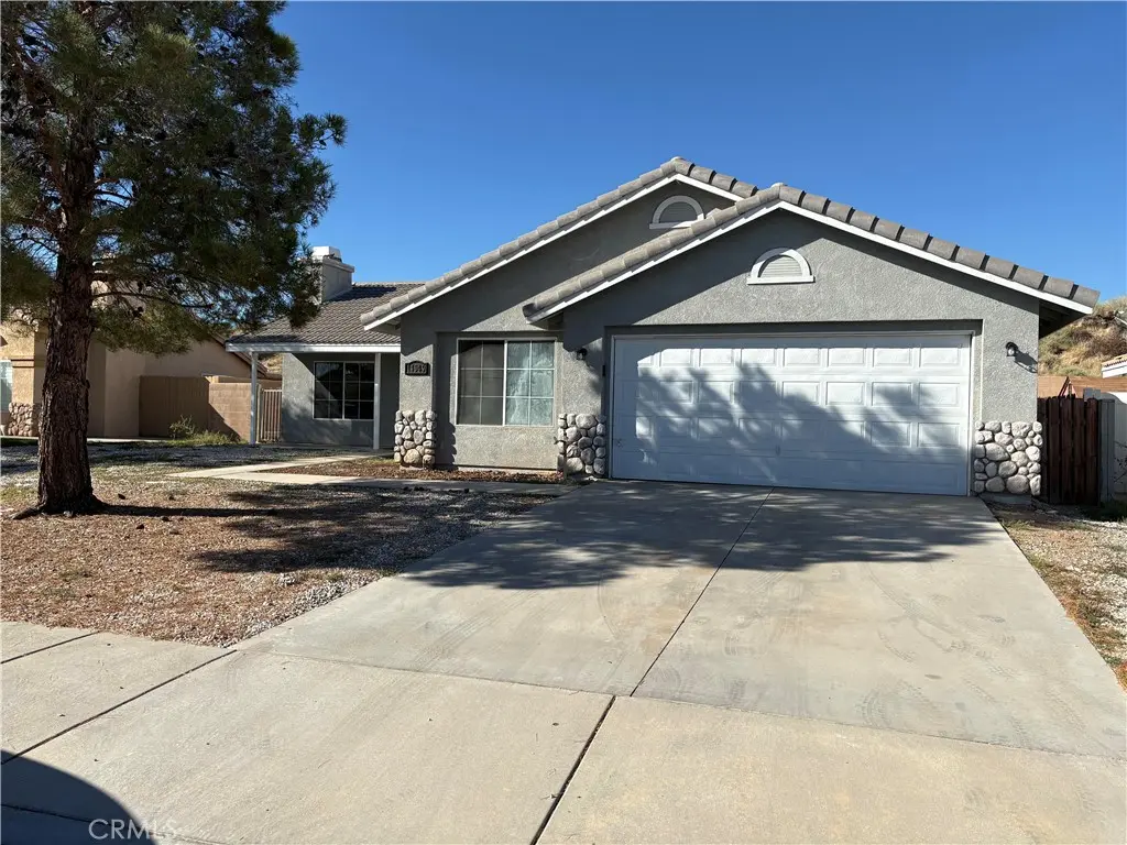 14549 Stone Creek Trail, Hesperia, CA — listing photo 1