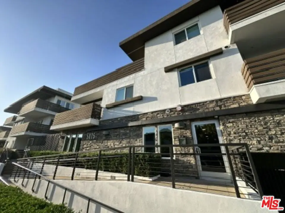 Condominium for rent at 5825 Cameford 102, Los Angeles, CA featuring 1 bed and 1 bath