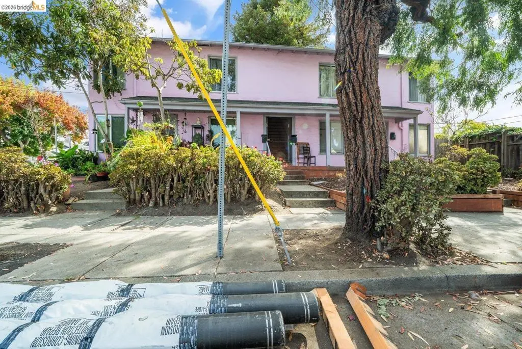 Residential Lease for rent at 1957 Acton, Berkeley, CA featuring 1 bed and 1 bath