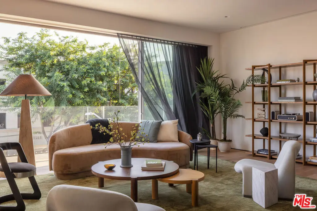 Condominium for sale at 8899 Beverly Boulevard 4G, Los Angeles, CA featuring 2 beds and 2 baths