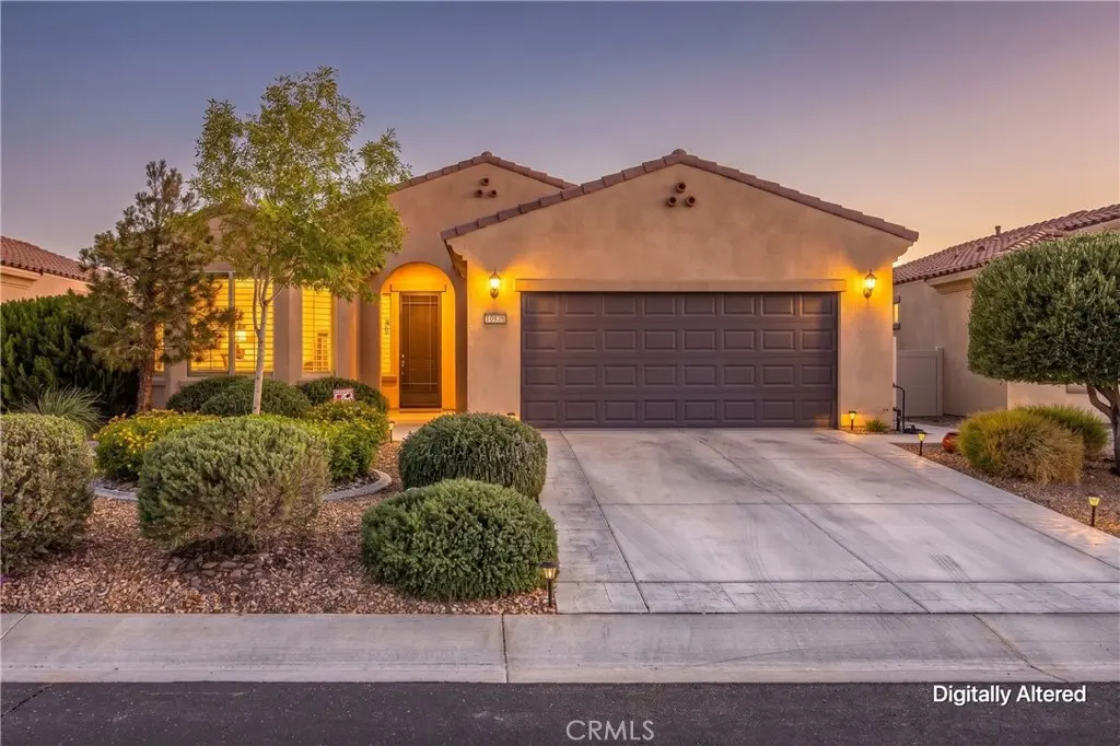 10838 Phoenix, Apple Valley, CA — listing photo 1
