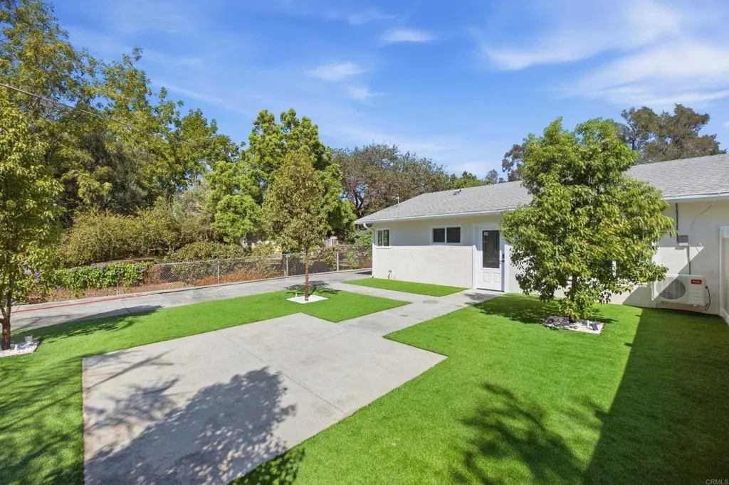 2005 07 Camino Rainbow, Fallbrook, CA — listing photo 1