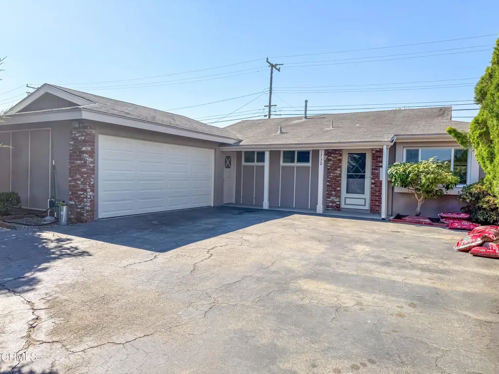 1730 W Hemlock Street, Oxnard, CA — listing photo 1