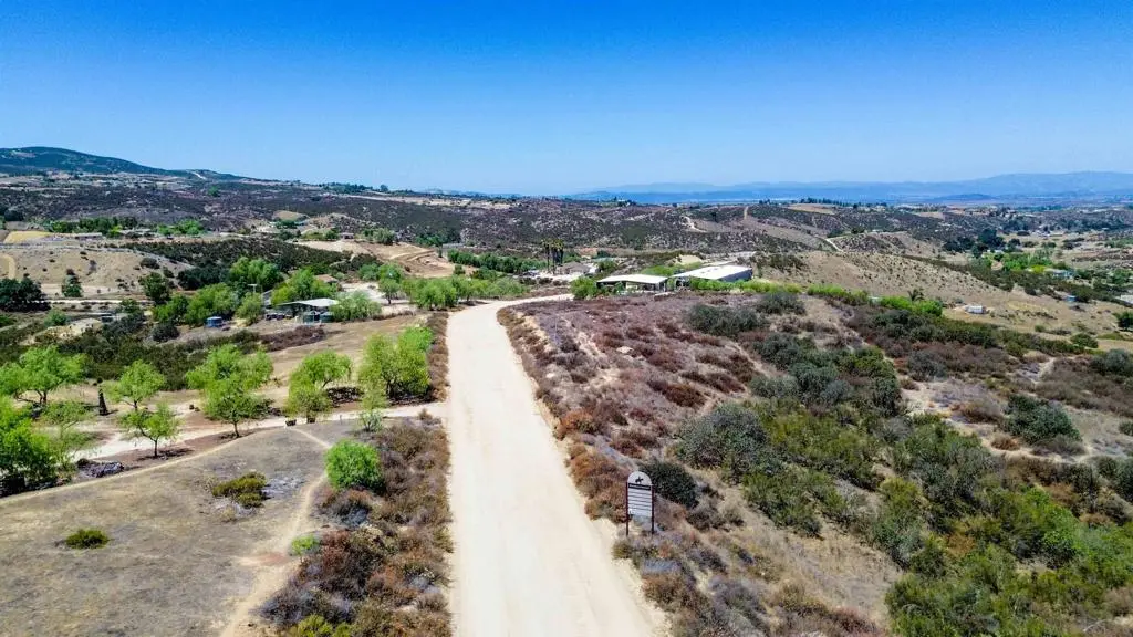 17 Calle Segovia, Temecula, CA — listing photo 1