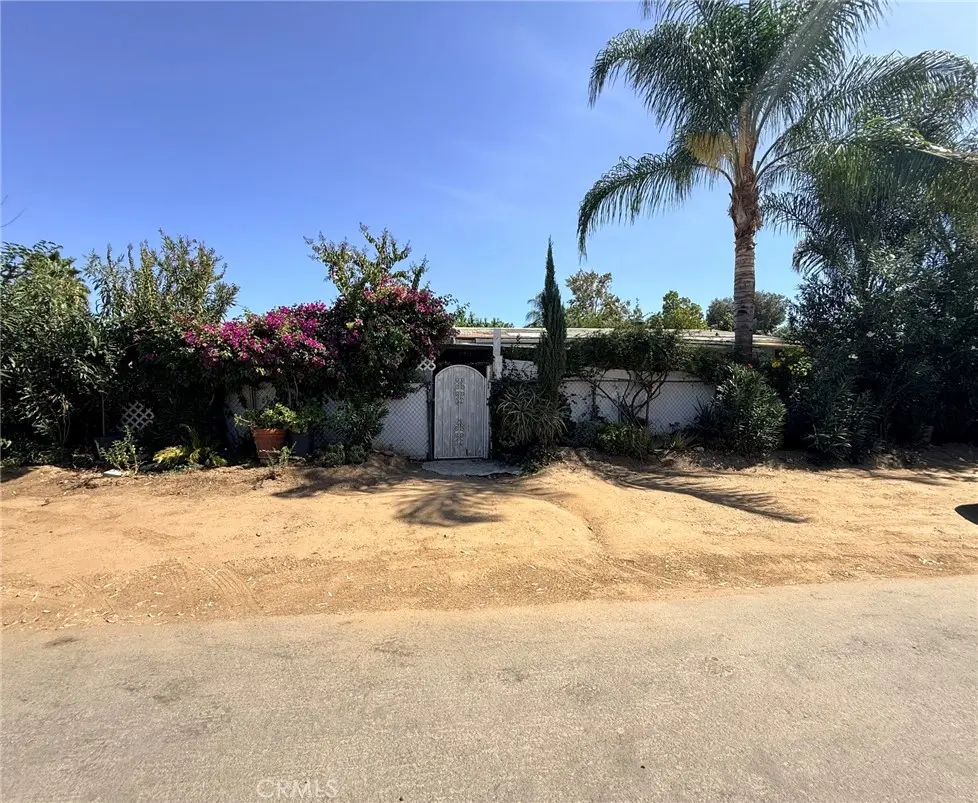 21240 Illinois, Wildomar, CA — listing photo 1