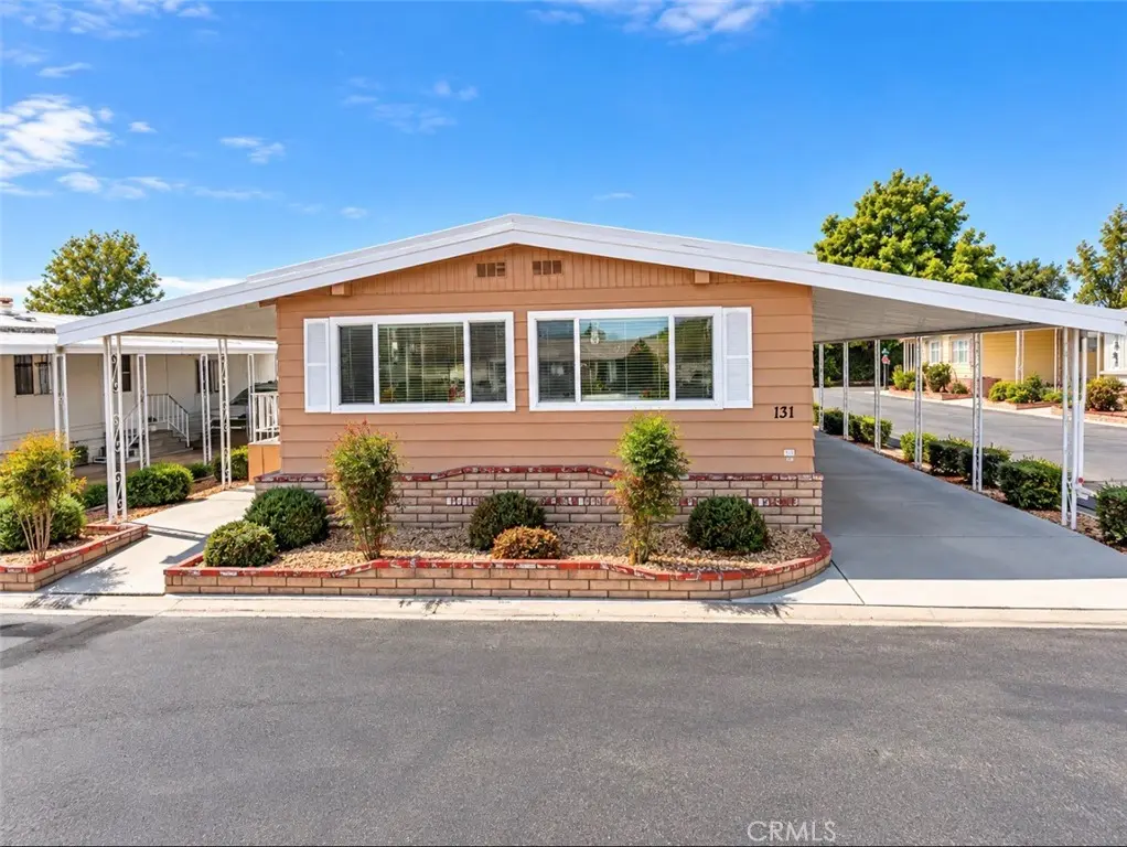 2205 W Acacia Avenue 131, Hemet, CA — listing photo 1
