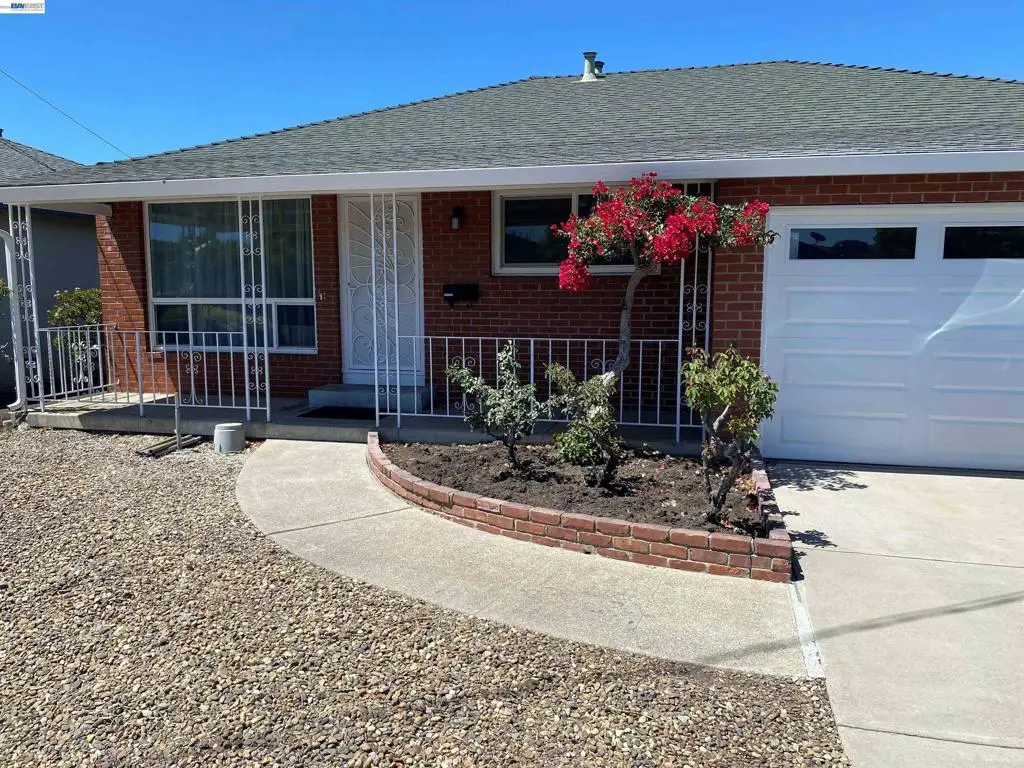 Single Family Residence for sale at 701 Floresta Blvd, San Leandro, CA featuring 3 beds and 2 baths