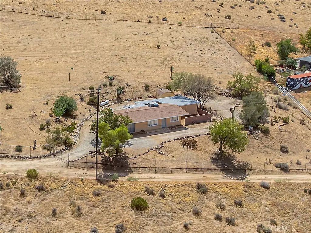 9838 Buena Vista Street, Apple Valley, CA — listing photo 1