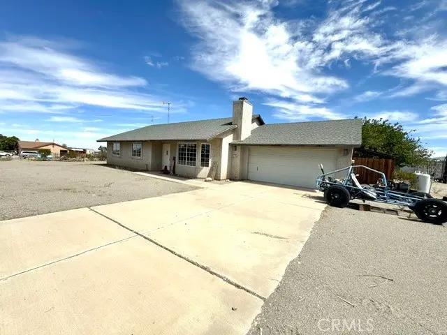 12285 Riggins Road, Phelan, CA — listing photo 1
