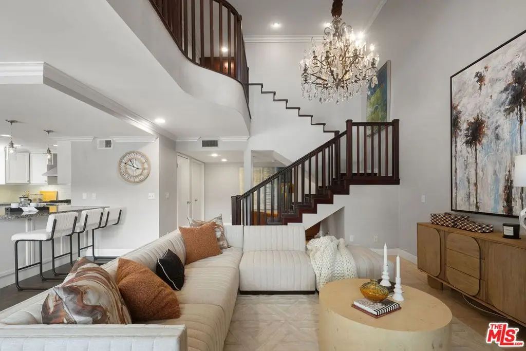 1234 Granville Avenue 4, Los Angeles, CA — listing photo 1