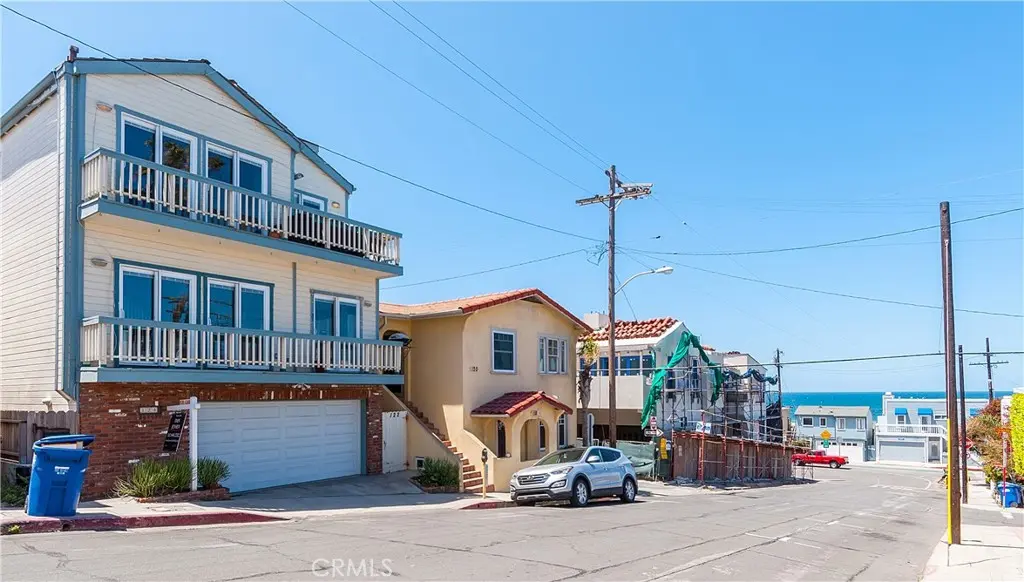 124 35th Street, Hermosa Beach, CA — listing photo 1