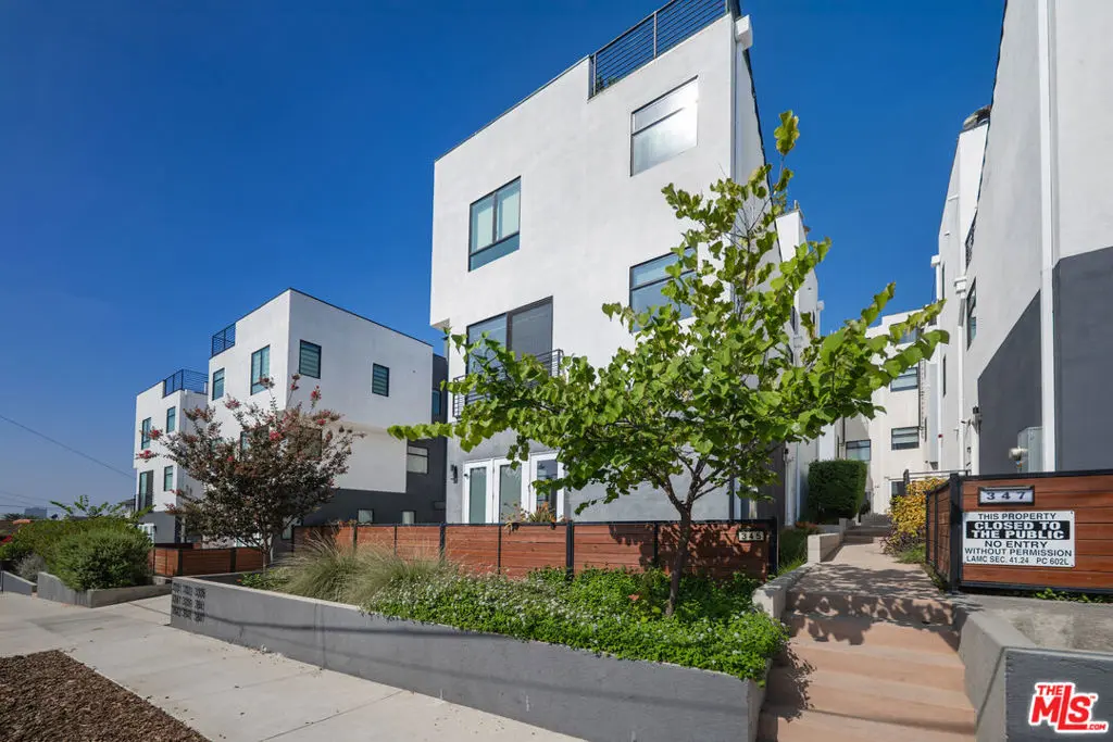 345 N La Fayette Park Place, Los Angeles, CA — listing photo 1