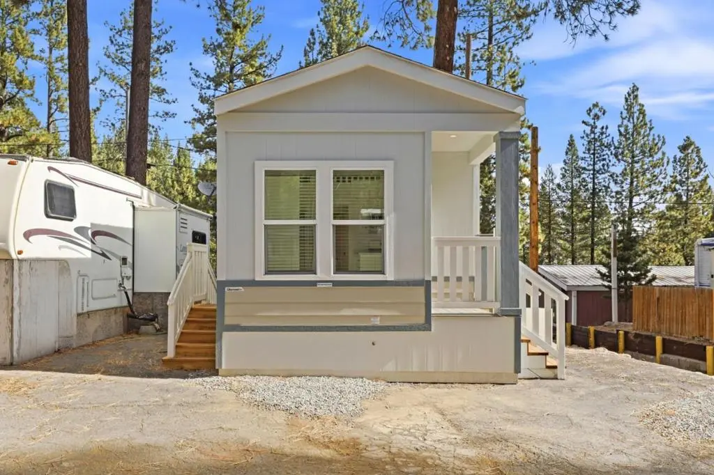 10715 Highway 89 50, Truckee, CA — listing photo 1