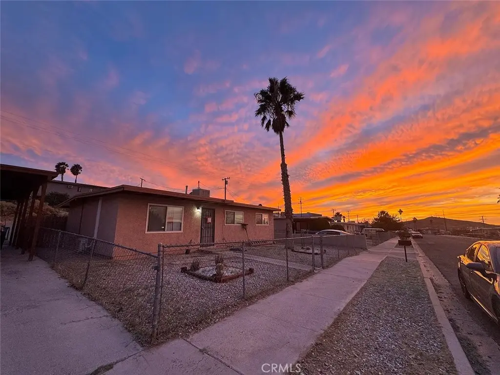 1110 Pueblo, Barstow, CA — listing photo 1