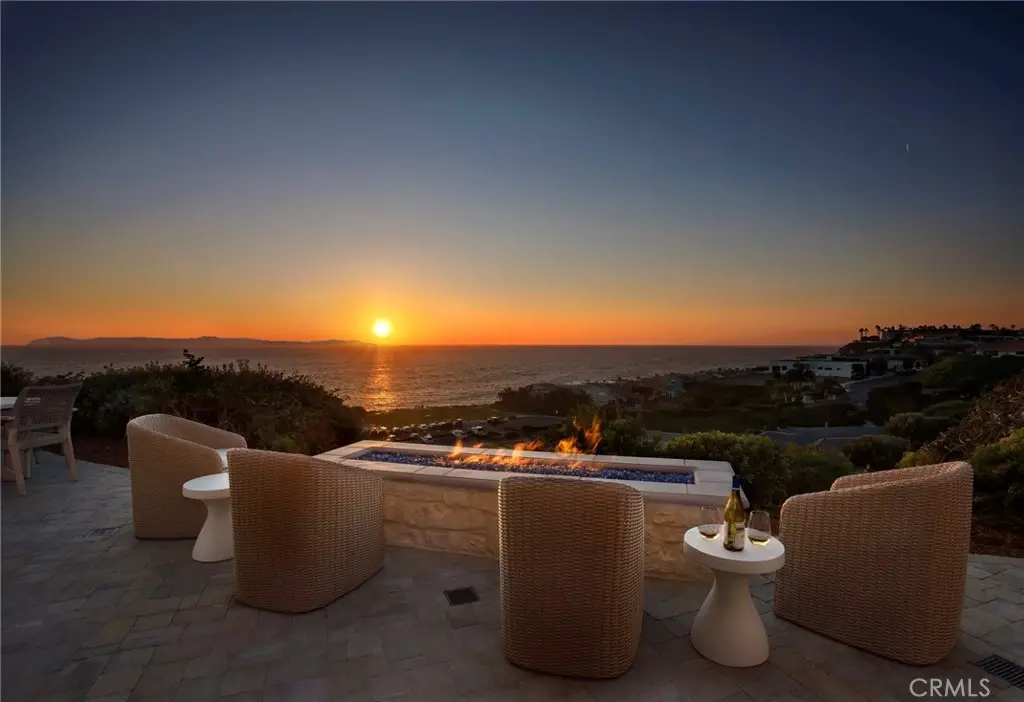 Single Family Residence for rent at 33981 Nauticus Isle, Dana Point, CA featuring 2 beds and 4 baths