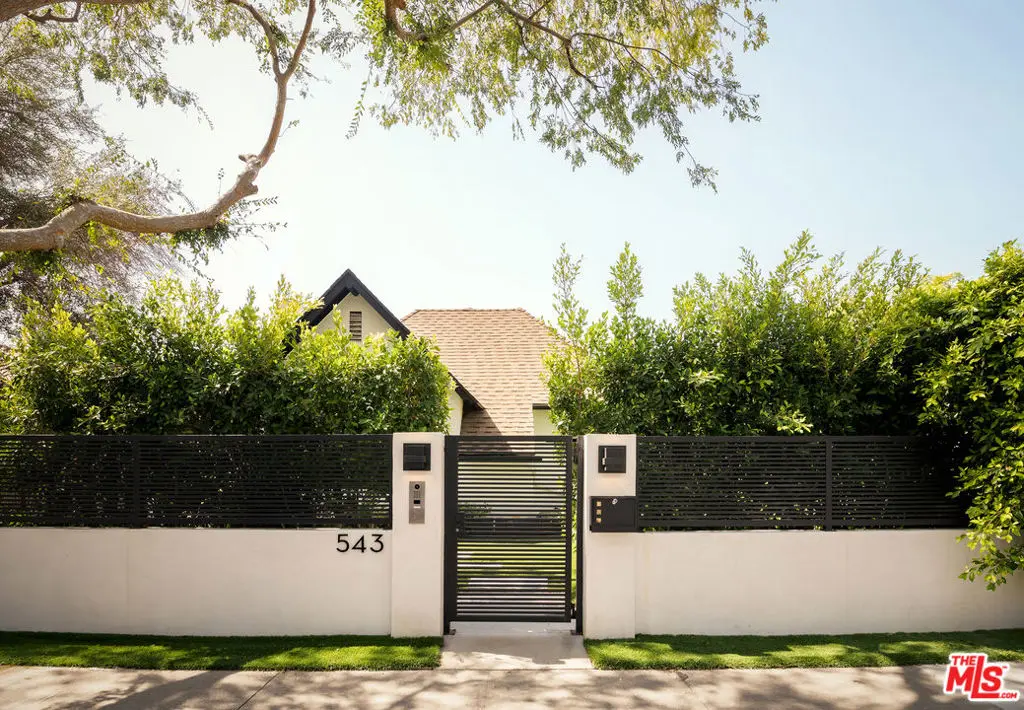 543 Westmount Drive, West Hollywood, CA — listing photo 1