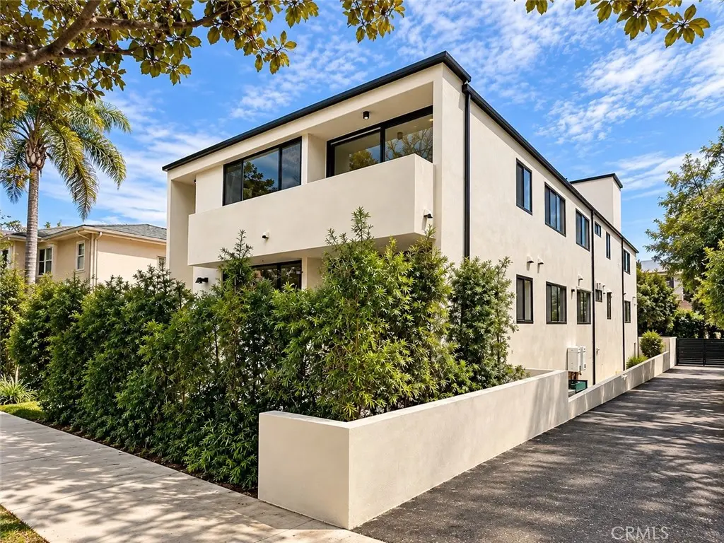 1540 S Beverly Drive 7, Los Angeles, CA — listing photo 1
