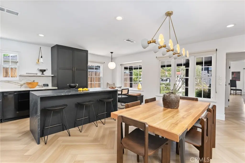 11110 Landale Street, North Hollywood, CA — listing photo 1