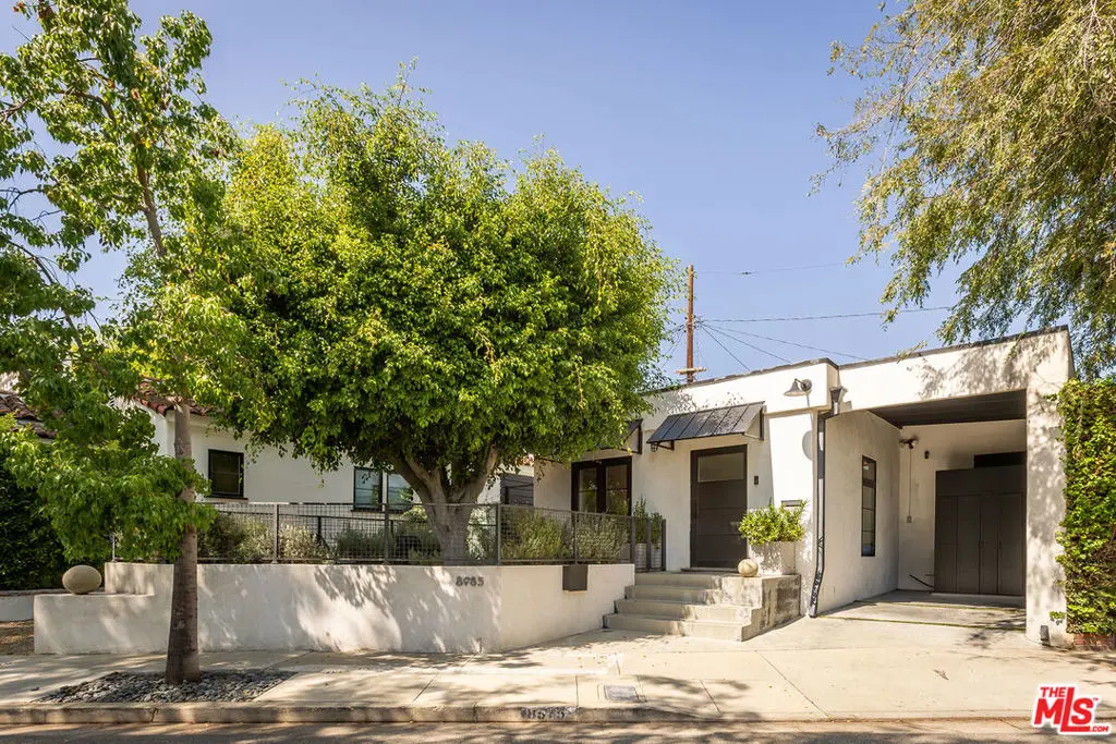 8985 Lloyd Place, West Hollywood, CA — listing photo 1
