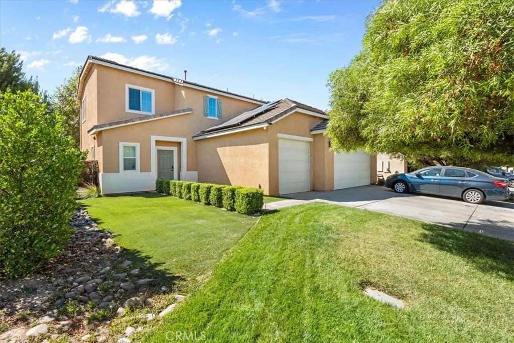 1359 Laurestine Way, Beaumont, CA — listing photo 1