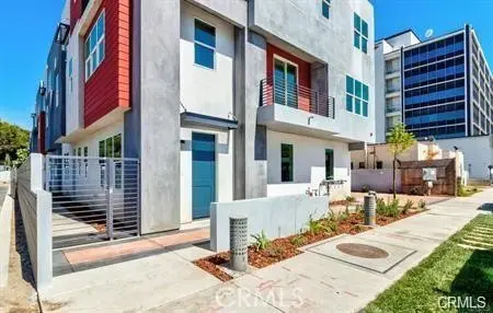 8117 2nd 101, Downey, CA — listing photo 1