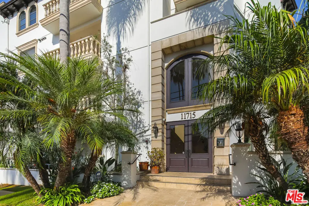 Condominium for sale at 11715 Chenault Street 204, Los Angeles, CA featuring 3 beds and 4 baths