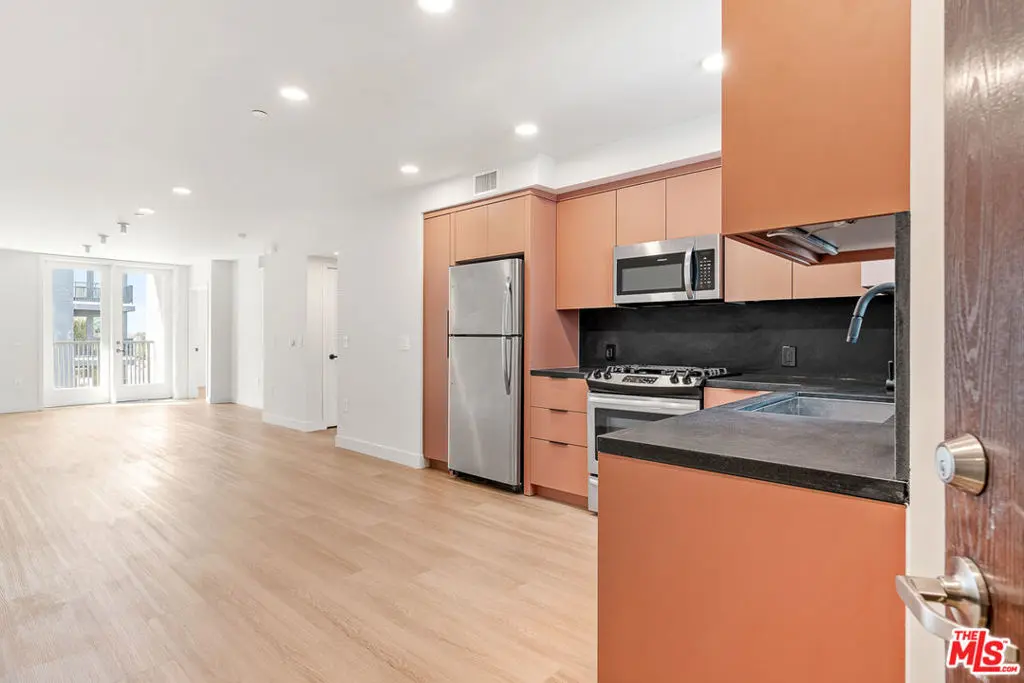 Condominium for rent at 10601 Washington Boulevard 514, Los Angeles, CA featuring 1 bed and 1 bath
