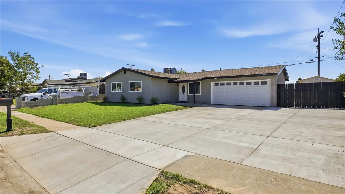 555 W Morgan, Rialto, CA — listing photo 1