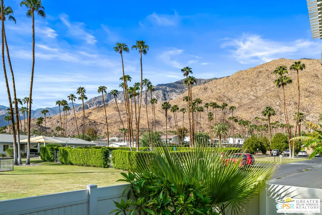 318 Lei Drive, Palm Springs, CA — listing photo 1