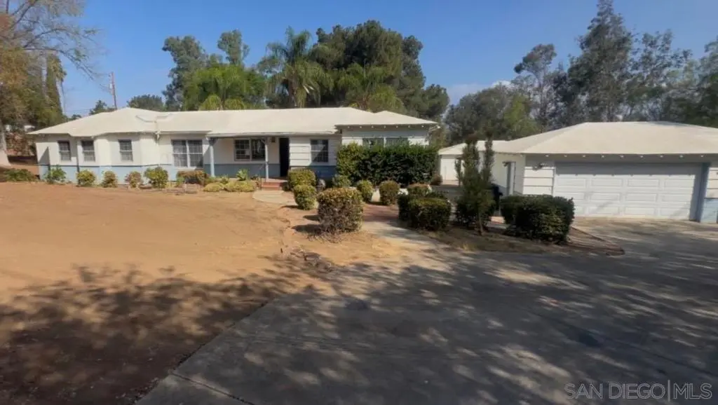 Residential Income for sale at 2702 Mountain View Dr, Escondido, CA