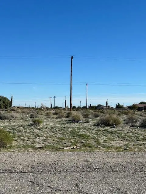 2864 Treadwell Boulevard, Thermal, CA — listing photo 1