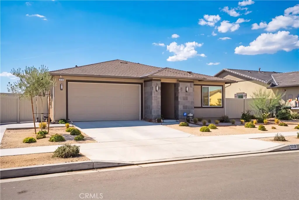3218 Garnet, Lancaster, CA — listing photo 1