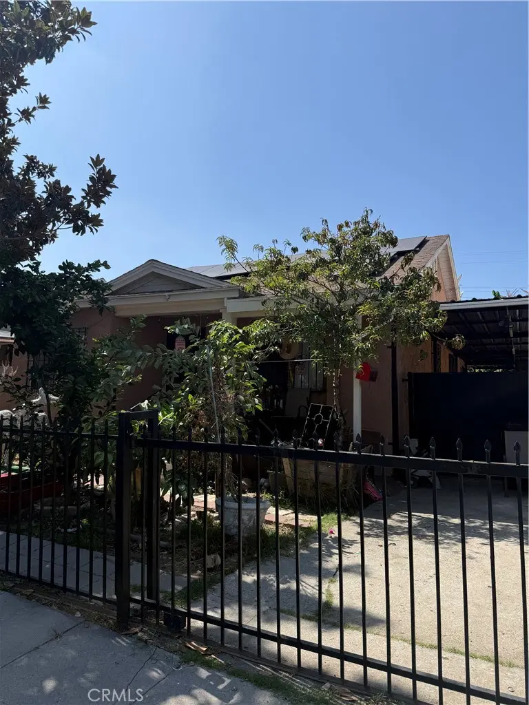 3753 S Wilton, Los Angeles, CA — listing photo 1
