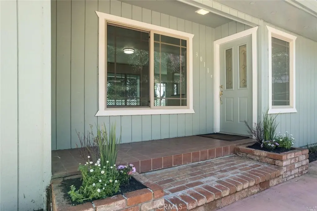3010 South Lake Drive, Kelseyville, CA — listing photo 1
